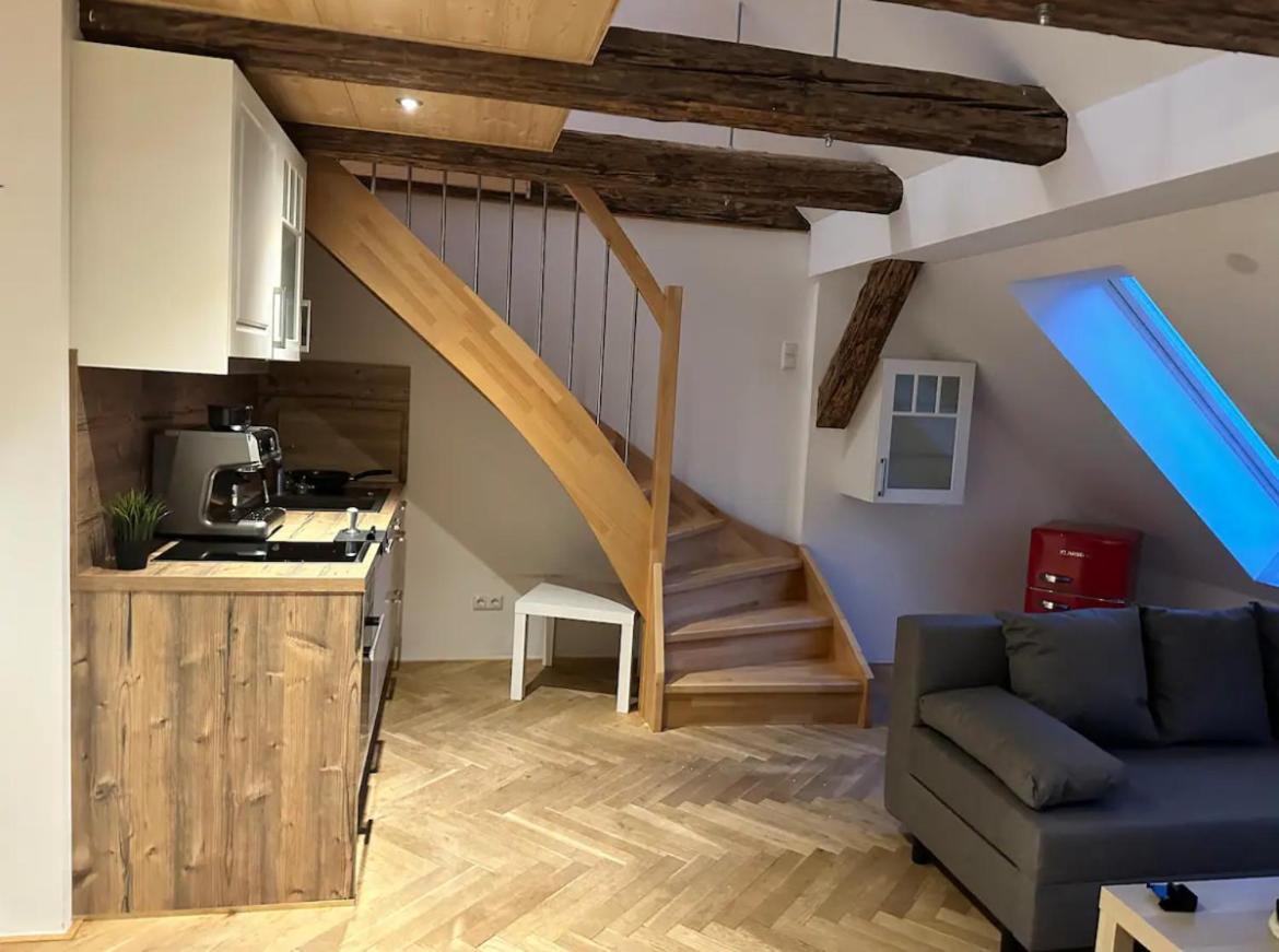 Exklusive Maisonetten Wohnung Mit Gartenzugang Аугсбург Экстерьер фото